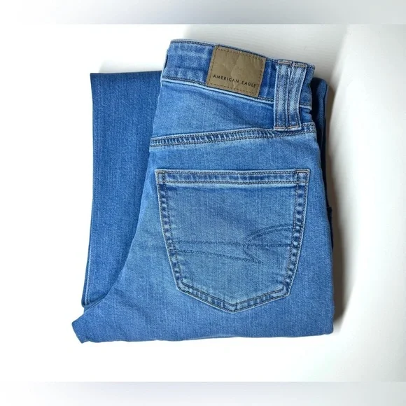 American Eagle Women's Dreamy Drape Super High Rise Baggy Wide Leg Jeans Size-24